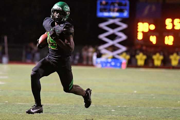 a West Linn Tualatin football Oregon October 5 2023 Leon Neuschwander 75